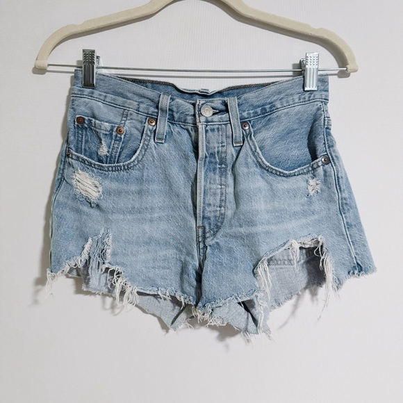 Levi’s - 501 Super Distressed Light Wash Shorts - Picture 1 of 5